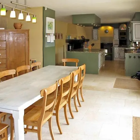 Dom wakacyjny Saint-maime Sleeps 12 Pool Wifi *