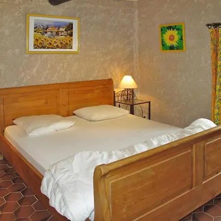 Dom wakacyjny Saint-maime Sleeps 12 Pool Wifi